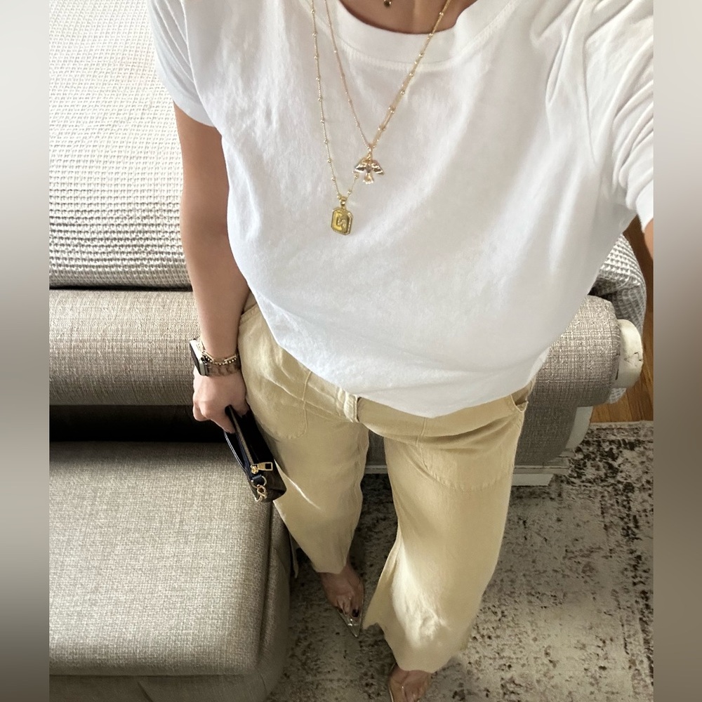 New🩷 Chic Tan Wide Leg Pants with Button Detail - Picture 6 of 13